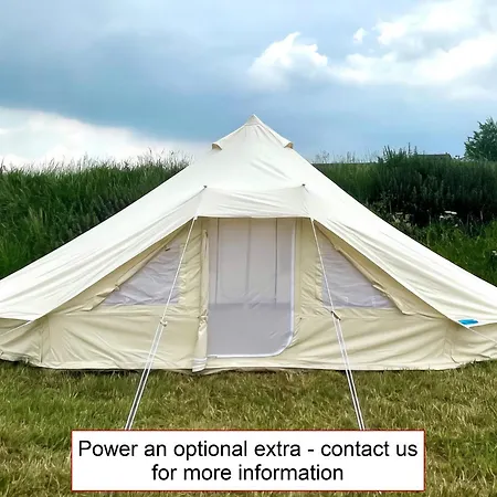Silverstone Glamping And Pre-Pitched Camping With Intentsgp Room photo
