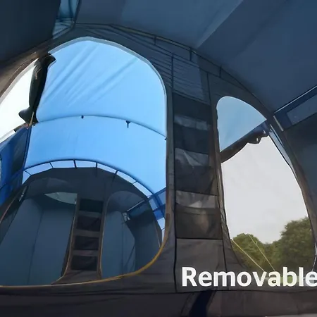 Silverstone Glamping And Pre-Pitched Camping With Intentsgp Room photo