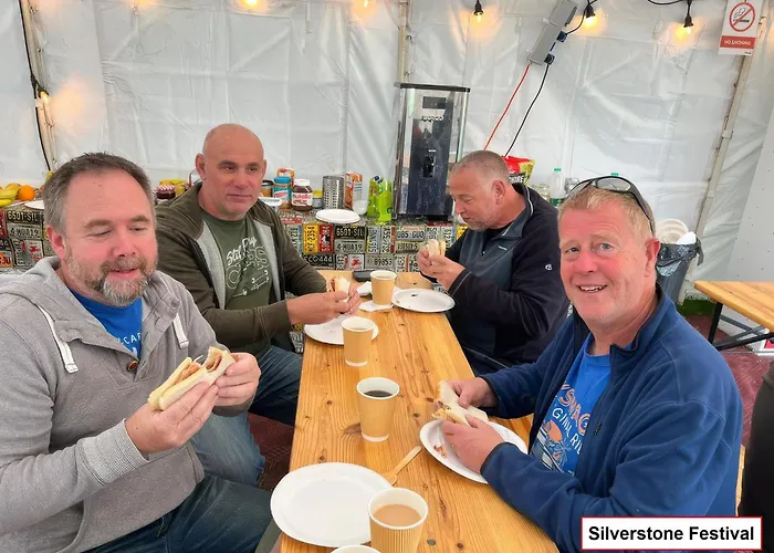 Silverstone Glamping And Pre-Pitched Camping With Intentsgp