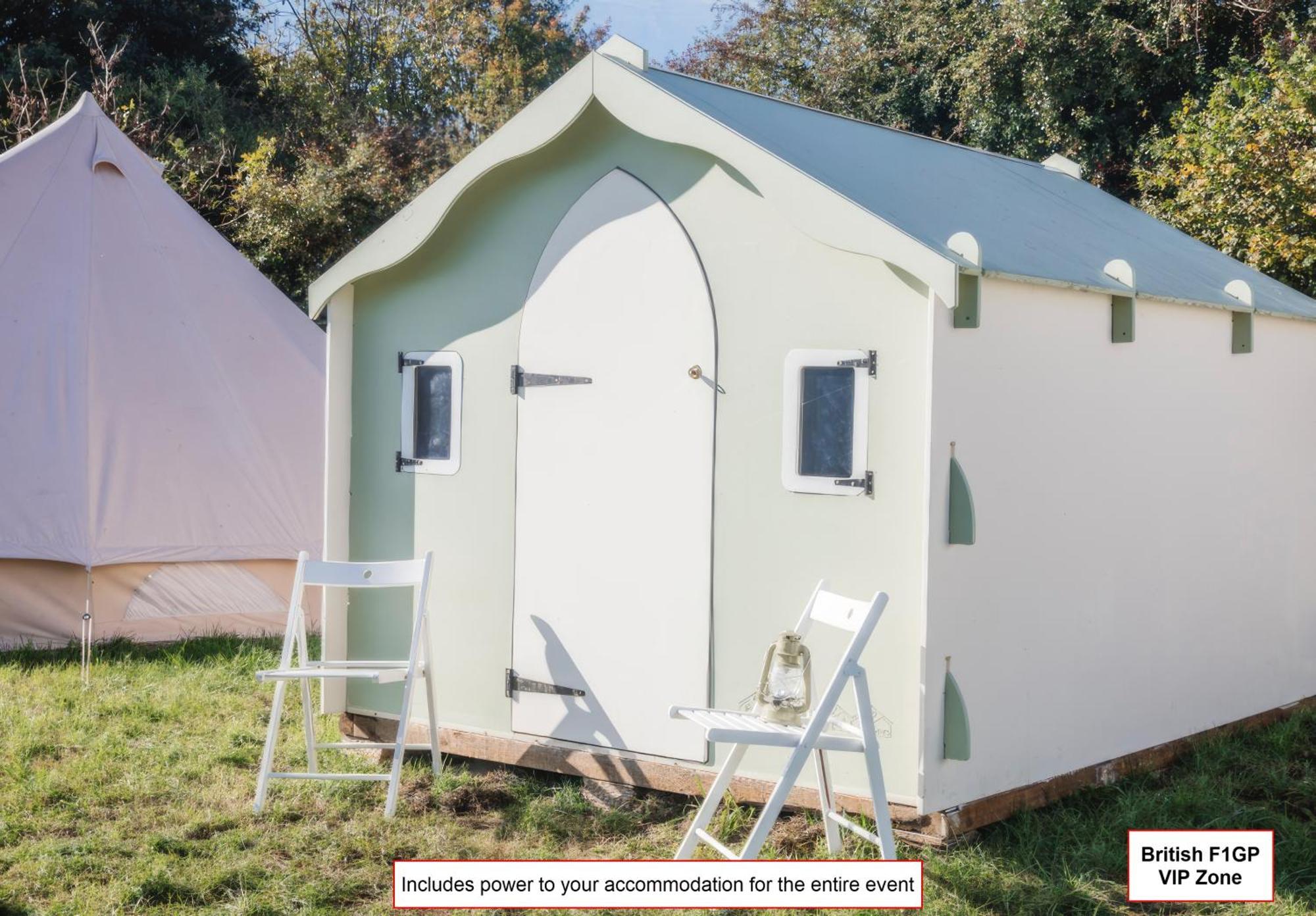 Glamping And Pre-pitched With Intentsgp * Silverstone
