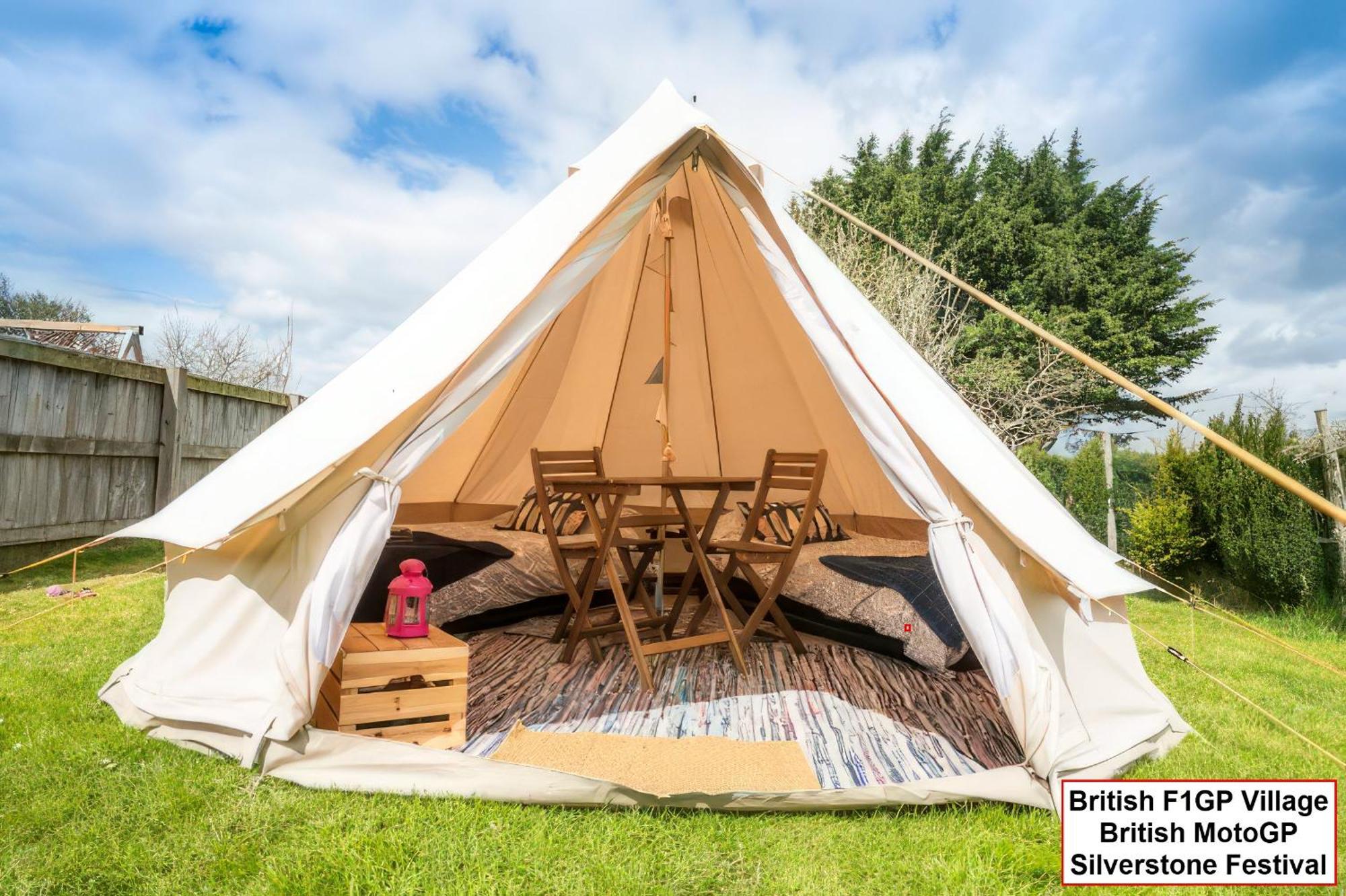 Campsite Glamping And Pre-pitched With Intentsgp